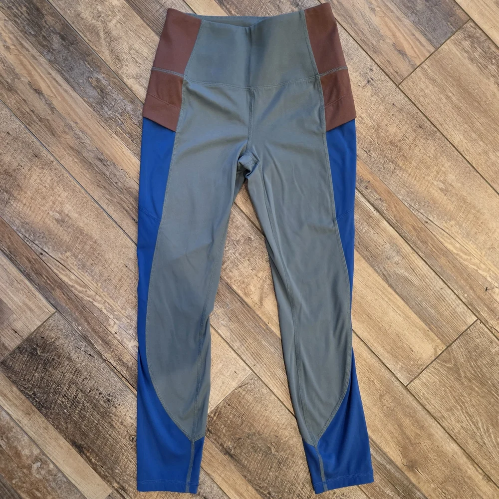 Eddie Bauer WomenGuide Trex 7/8-Length ColorBlock Leggings Small Dragonfly. - Picture 3 of 9